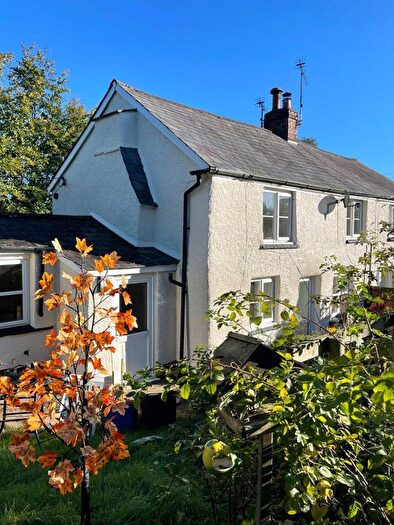 Semi-Detached House To Rent In Huntsham, Tiverton, Devon, EX16