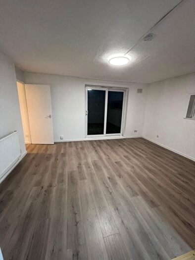 1 Bedroom Flat To Rent In Crosse Courts, Basildon, SS15