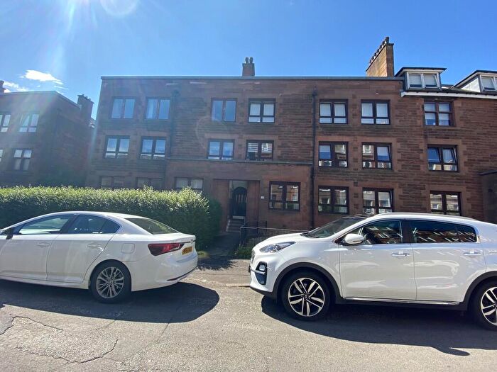3 Bedroom Apartment To Rent In Craigpark Drive, Dennistoun, G31