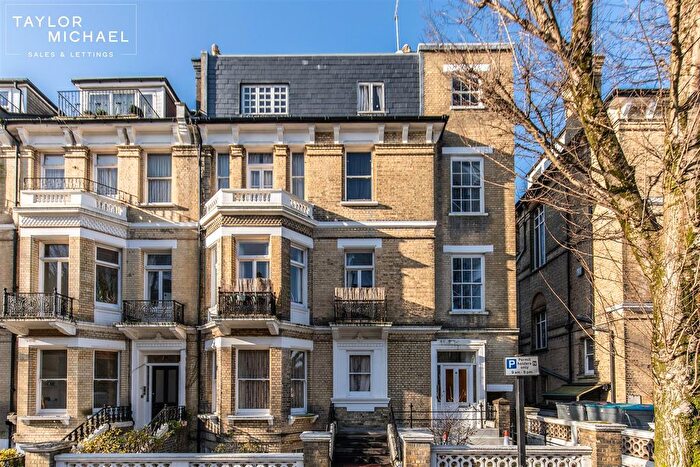 2 Bedroom Flat To Rent In First Avenue, Hove, BN3