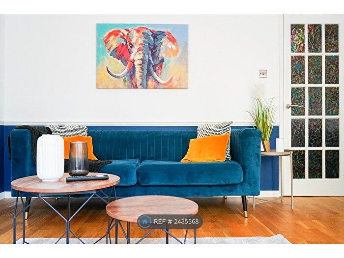 4 Bedroom Semi-detached House To Rent In Divis Way, London, SW15