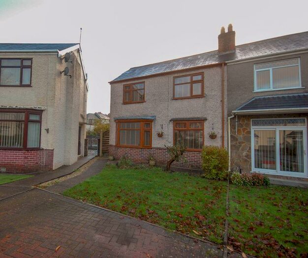 3 Bedroom Semi-Detached House To Rent In , Bracken Road, Neath, SA11