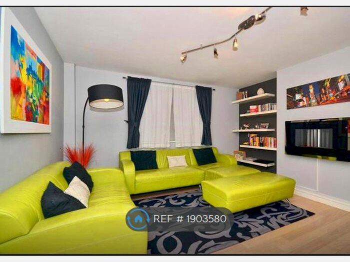 3 Bedroom Terraced House To Rent In Periton Road, London, SE9