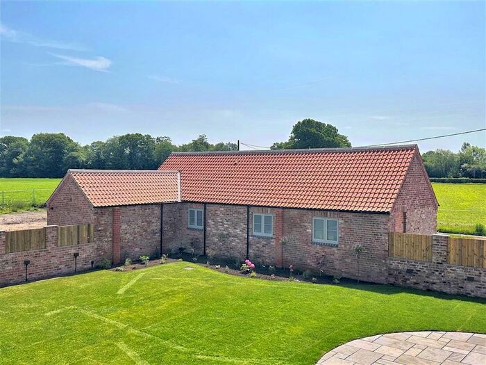 2 Bedroom Detached Bungalow For Sale In The Old Parlour, Hull Road