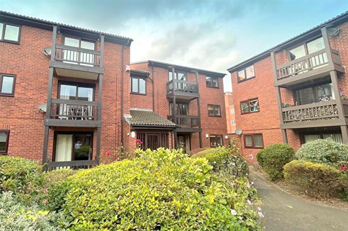 2 Bedroom Apartment For Sale In Southleigh, Whitley Bay, NE26