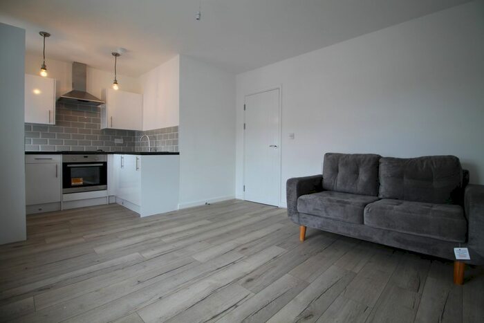 1 Bedroom Flat To Rent In Crwys Road, Cathays, Cardiff, CF24