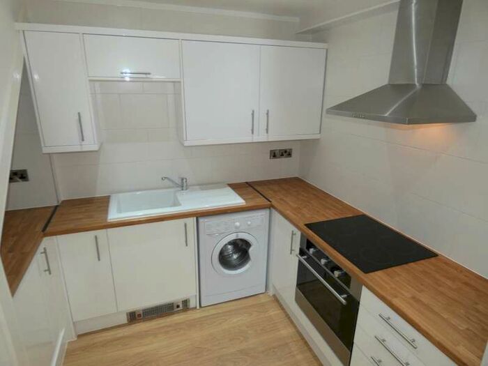 2 Bedroom Terraced House To Rent In Baskerville Road, Hanley, ST1