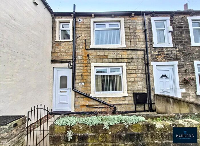 2 Bedroom Terraced House To Rent In Moor Lane, Birkenshaw, BD11