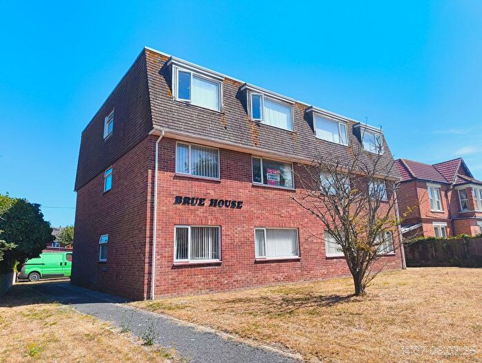 2 Bedroom Flat To Rent In Berrow Road, Burnham-On-Sea, TA8