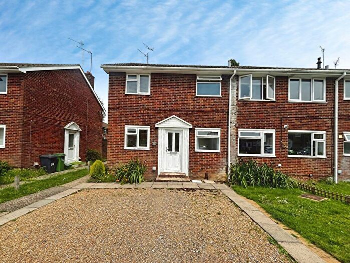 2 Bedroom Maisonette To Rent In Penrith Road, Basingstoke, RG21
