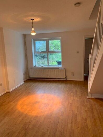 2 Bedroom Property To Rent In Ash Grove, Ely, CB7