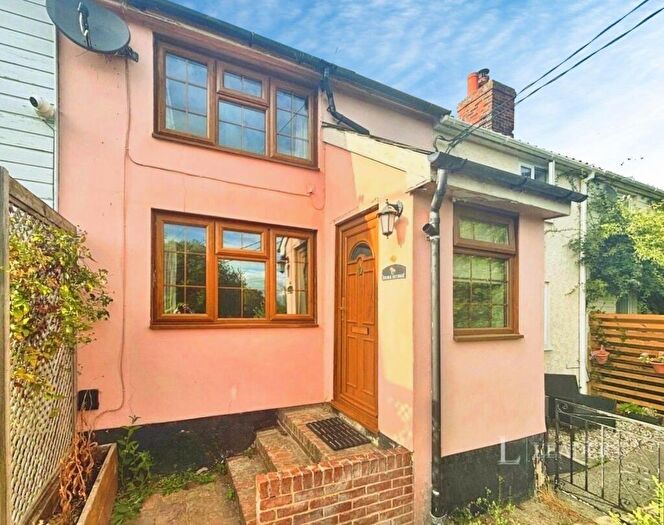 2 Bedroom House To Rent In Finch Hill, Bulmer, CO10