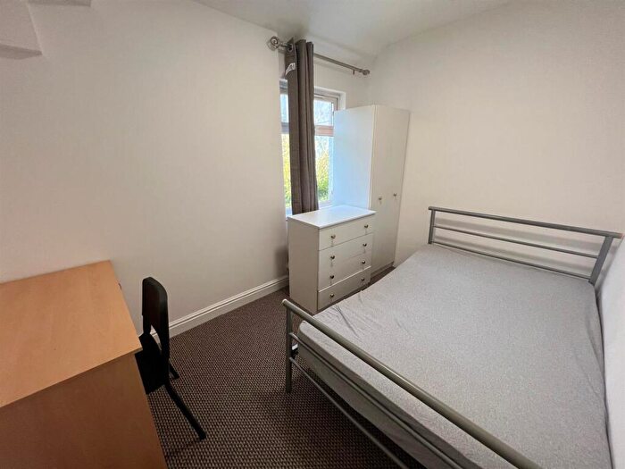 1 Bedroom Private Hall To Rent In Colum Road, Cathays, Cardiff, CF10