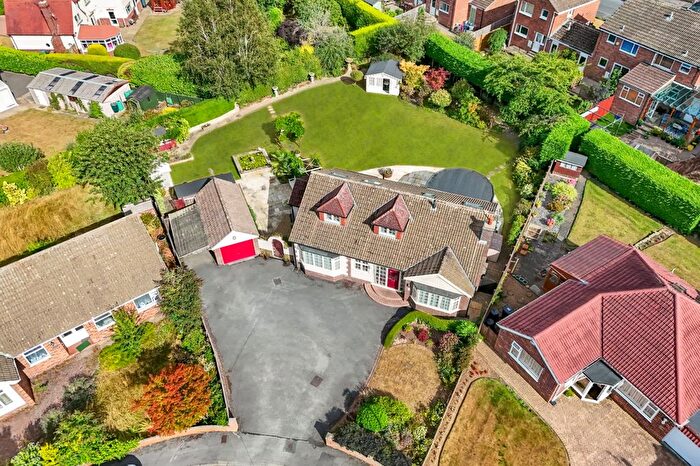 4 Bedroom Bungalow For Sale In Grange Park Road, Ripon, North Yorkshire, HG4
