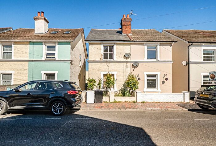 2 Bedroom Semi-Detached House For Sale In Chandos Road, Tunbridge Wells, Kent, TN1