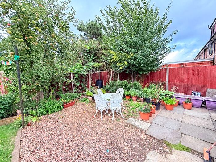 3 Bedroom End Terrace House For Sale In Greenhill Gardens, Northolt, UB5