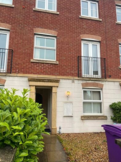 5 Bedroom House To Rent In Kings Lynn Drive, Liverpool, L19