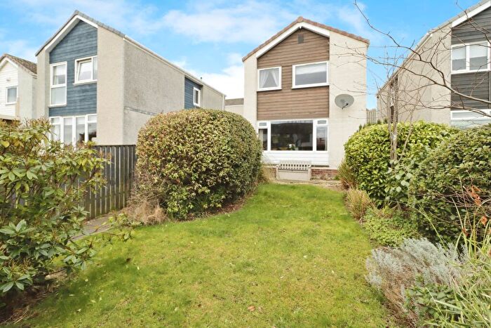 3 Bedroom Detached House For Sale In Frankfield Place, Dunfermline, KY11