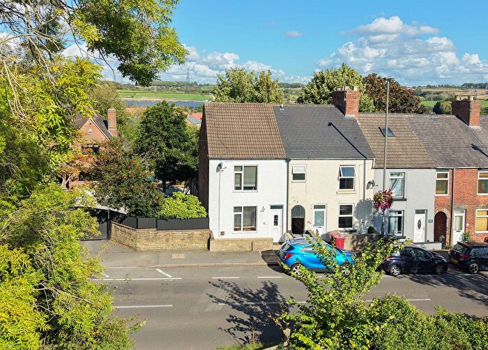 3 Bedroom Terraced House For Sale In Mansfield Road, Chesterfield, S41