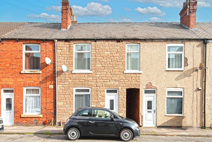 3 Bedroom Terraced House To Rent In Hawthorne Street, Chesterfield, S40