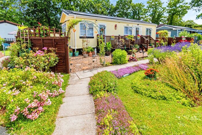2 Bedroom Park Home For Sale In Avondale Park, Colden Common, Winchester, SO21