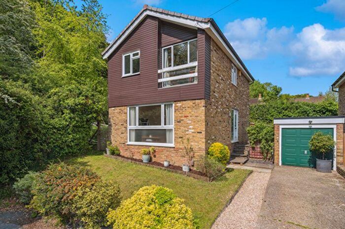 4 Bedroom Detached House For Sale In White Hill Close, Marlow Bottom, SL7