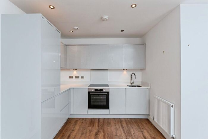 1 Bedroom Flat For Sale In Canal Street, Chester, CH1