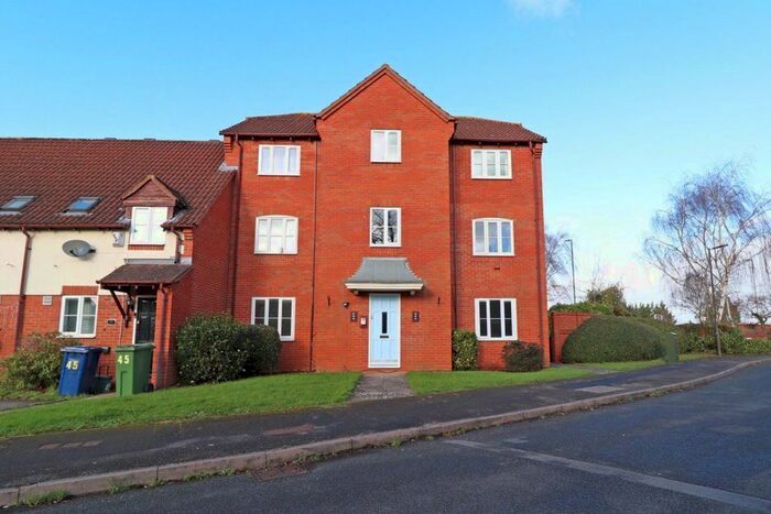 1 Bedroom Flat To Rent In Coppice Gate, Cheltenham, GL51