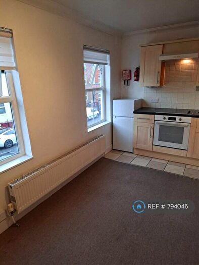 1 Bedroom Flat To Rent In Zinzan Street, Reading, RG1