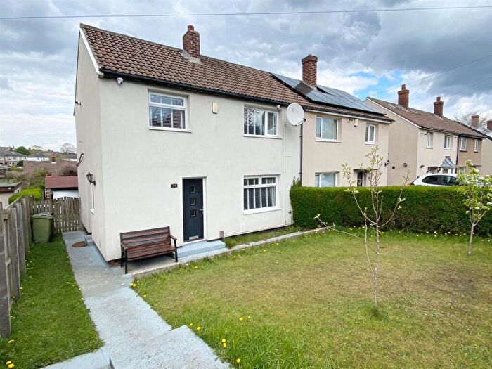 3 Bedroom Semi Detached House For Sale In Cromarty Avenue, Huddersfield, HD4