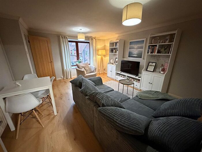 2 Bedroom Maisonette To Rent In Pottergate, Alnwick, NE66