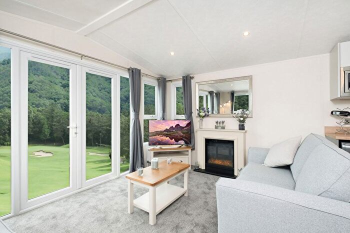 2 Bedroom Mobile/park Home For Sale In Pelynt, Looe, PL13