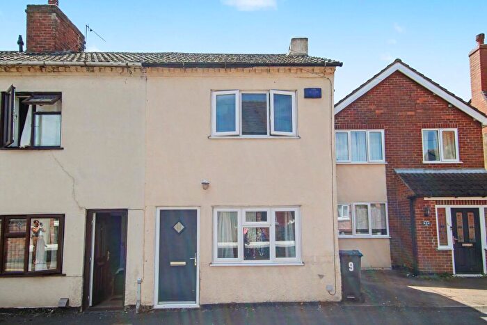 2 Bedroom Terraced House For Sale In Navigation Street, Measham, DE12