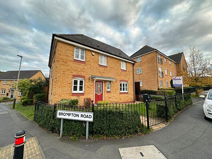 4 Bedroom House To Rent In Thornborough Way, Leicester, LE5