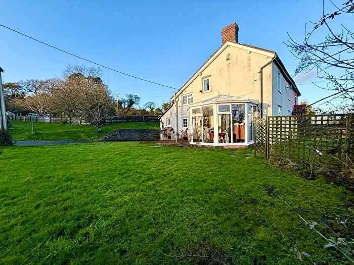 3 Bedroom Semi-Detached House For Sale In Scot Lane, Chew Stoke, BS40