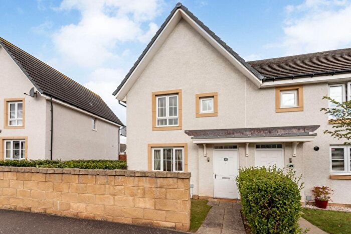 3 Bedroom End Of Terrace House For Sale In Easter Langside Drive, Dalkeith, Midlothian, EH22