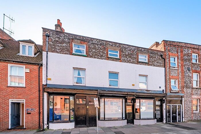 3 Bedroom Flat To Rent In Castle Street, Reading, RG1