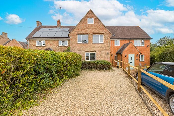 4 Bedroom Terraced House To Rent In Wolford Road, Todenham, GL56