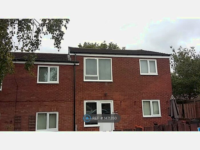 1 Bedroom Flat To Rent In St. Marys Close, Stockport, SK1
