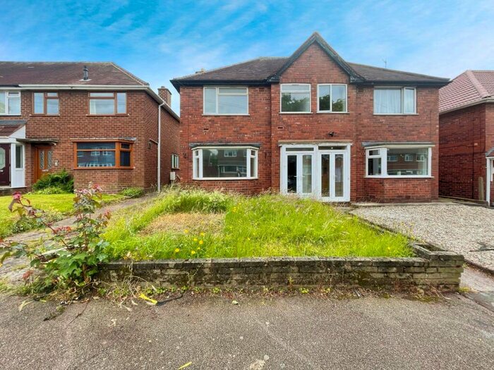 3 Bedroom Terraced House To Rent In Brackenfield Road, Great Barr, Birmingham, B44