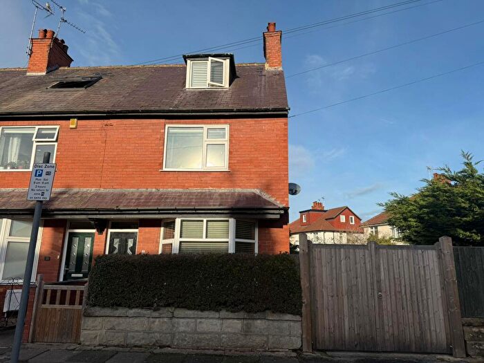 3 Bedroom End Of Terrace House For Sale In Torrs Road, Harrogate, HG1