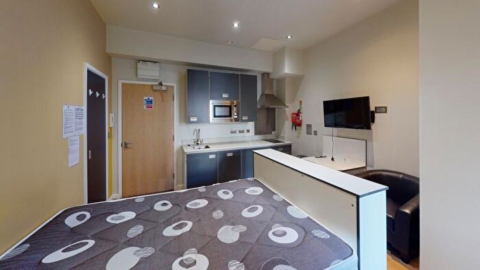 1 Bedroom Studio To Rent In Queens Road, Bristol, BS8