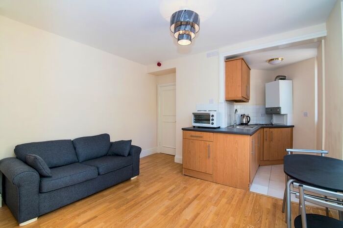 1 Bedroom Flat To Rent In Harrowby Street, London, W1H