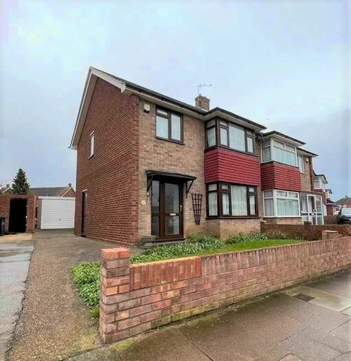 3 Bedroom Semi-Detached House To Rent In Leander Drive, Gravesend, DA12