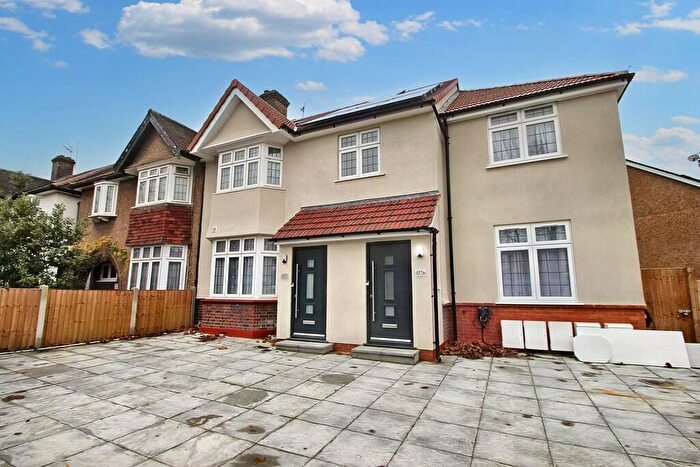 1 Bedroom Apartment To Rent In Maple Road, Surbiton, KT6