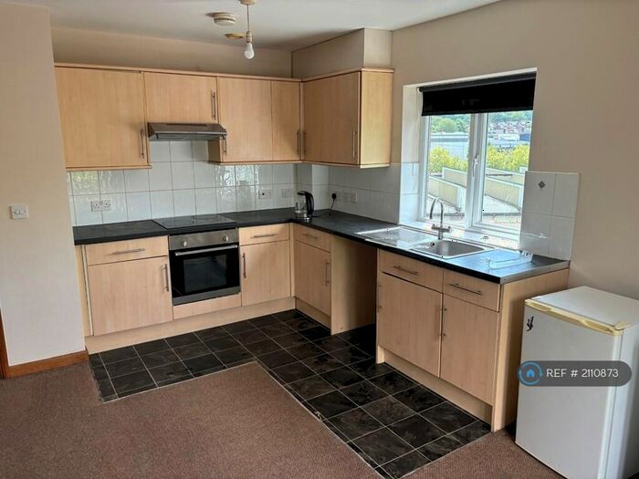 2 Bedroom Flat To Rent In Primrose House, Sheffield, S8