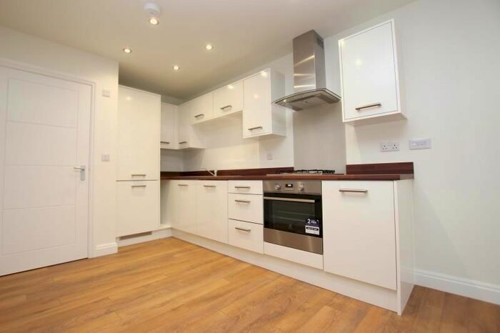 2 Bedroom Flat To Rent In Four Chimneys Crescent, Hampton Vale, Peterborough, Cambridgeshire, PE7