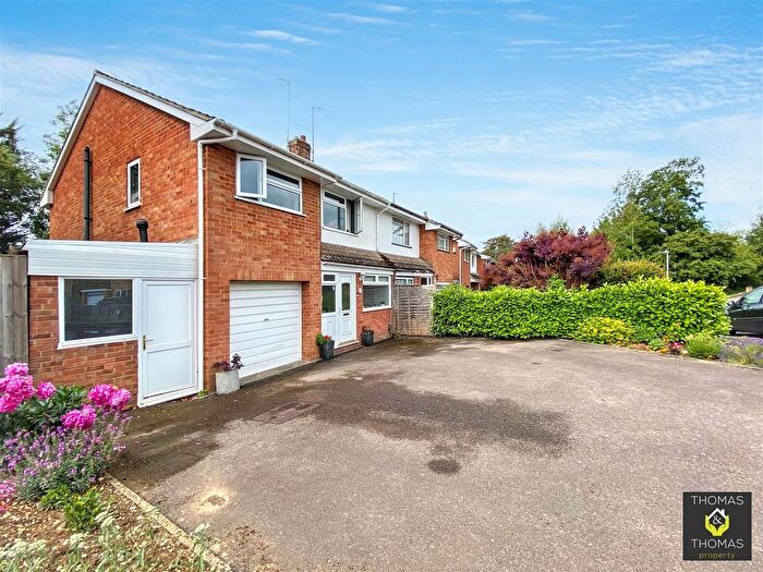 3 Bedroom Semi-Detached House For Sale In Millbridge Road, Hucclecote, GL3
