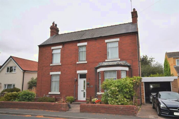 3 Bedroom Detached House For Sale In High Street, Hook, DN14