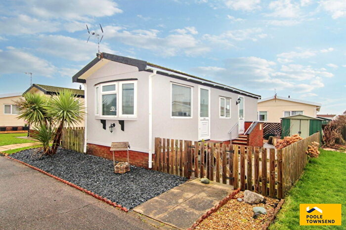 1 Bedroom Chalet For Sale In West Shore Park, Barrow In Furness, LA14